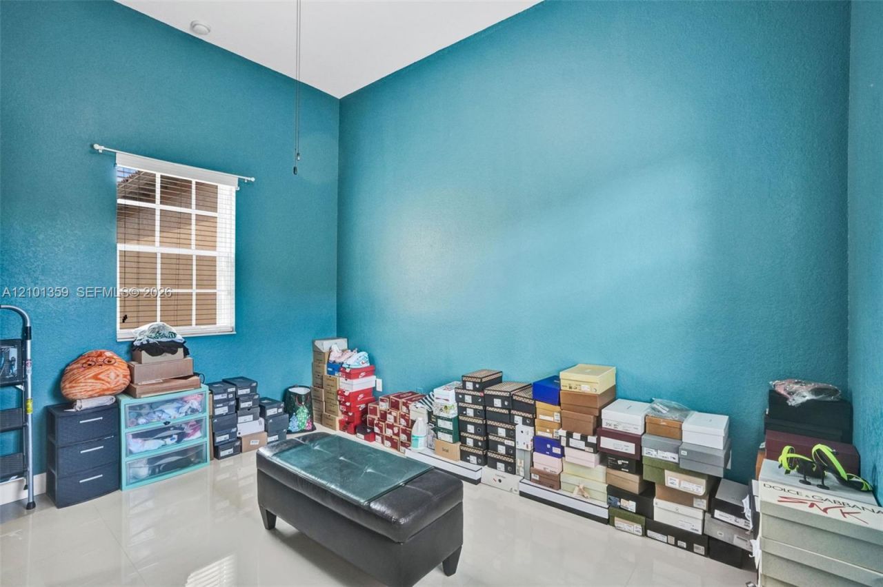 859 SW 147th Ter , Pembroke Pines, FL 33027 Photo