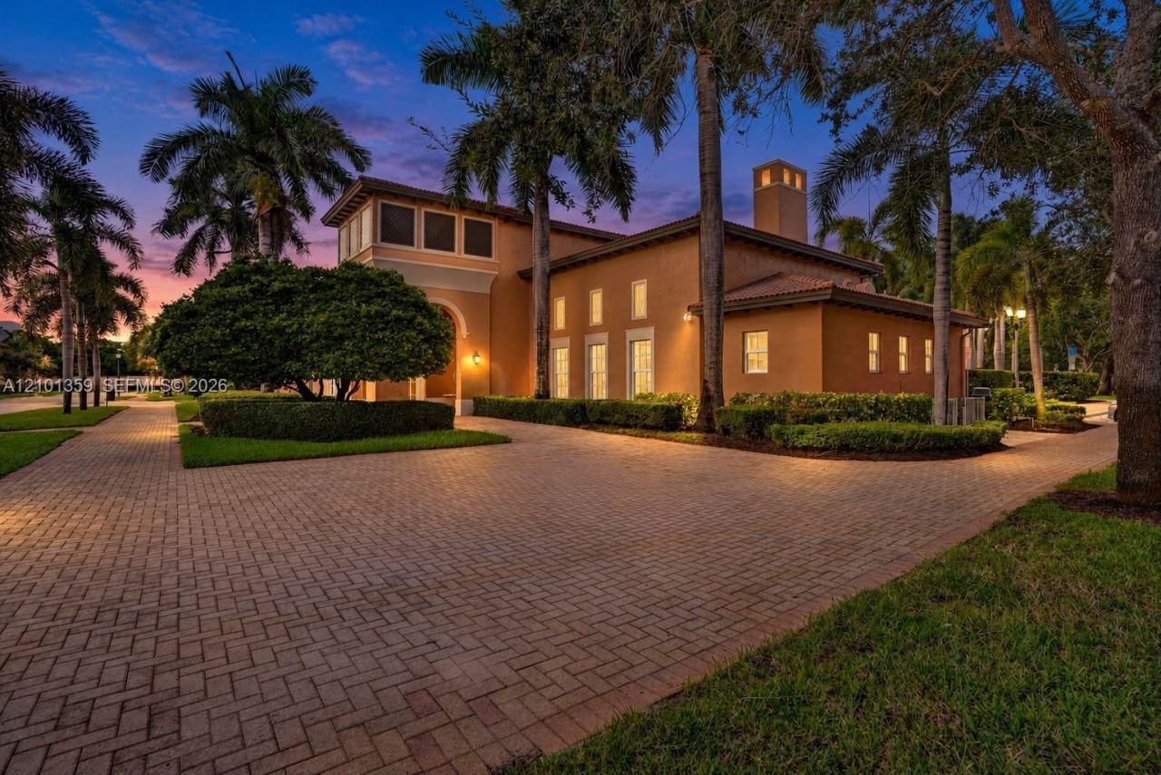 859 SW 147th Ter , Pembroke Pines, FL 33027 Photo