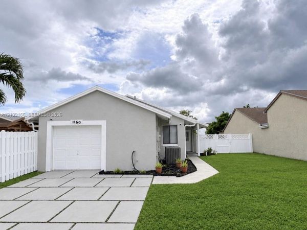1160 SW 110th Ave , Pembroke Pines, FL 33025