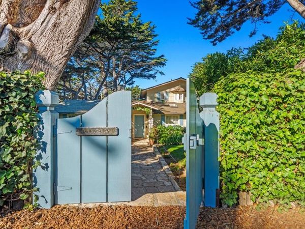 1383 San Antonio Avenue, Carmel, CA 93921