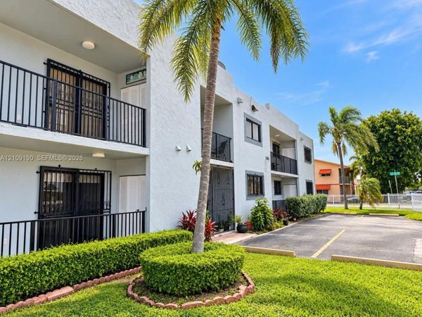 1380 W 41st St , Unit 201, Hialeah, FL 33012