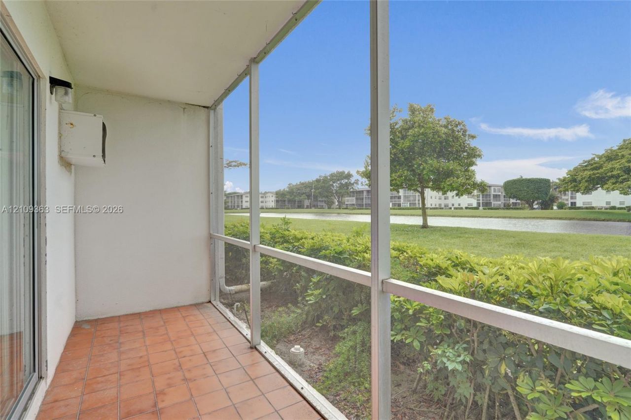 511 Fanshaw M , Unit 511, Boca Raton, FL 33434 Photo