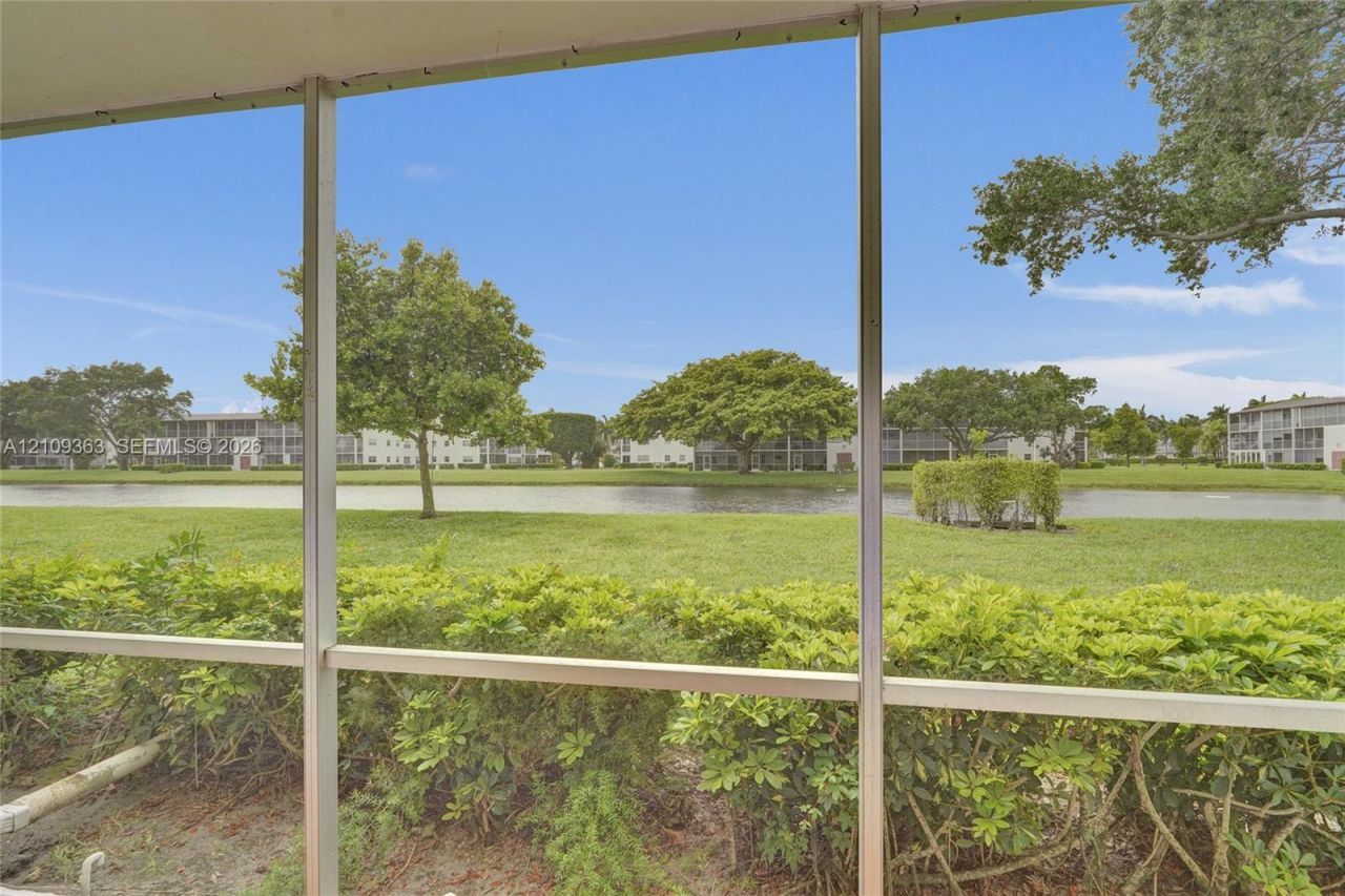 511 Fanshaw M , Unit 511, Boca Raton, FL 33434 Photo