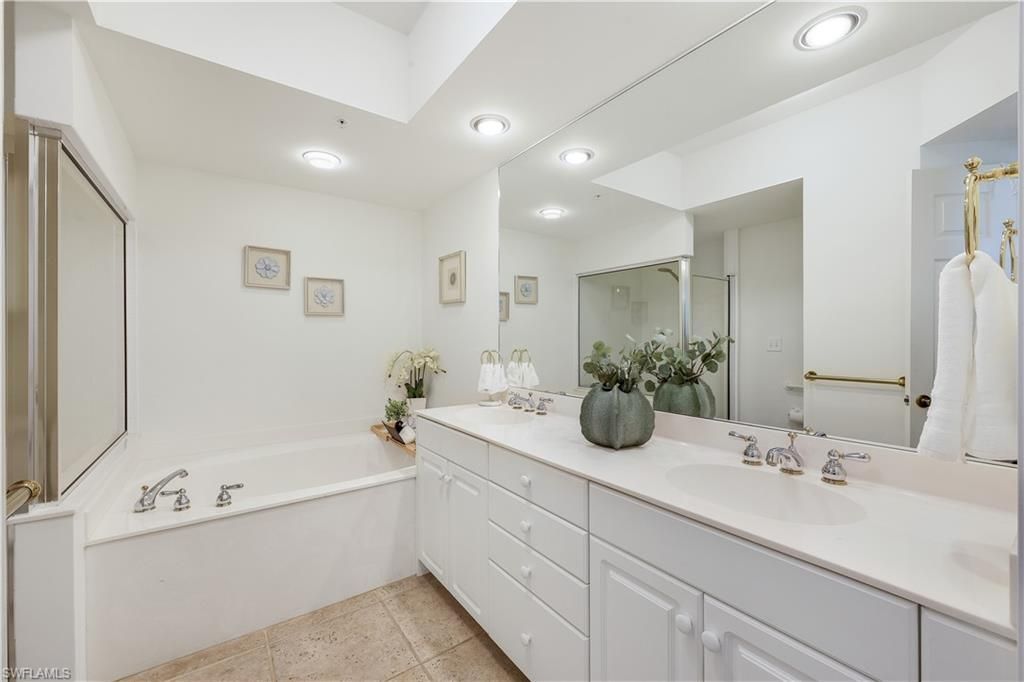 300 Dunes Blvd, Unit 1103, Naples, FL 34110 Photo