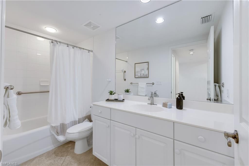 300 Dunes Blvd, Unit 1103, Naples, FL 34110 Photo