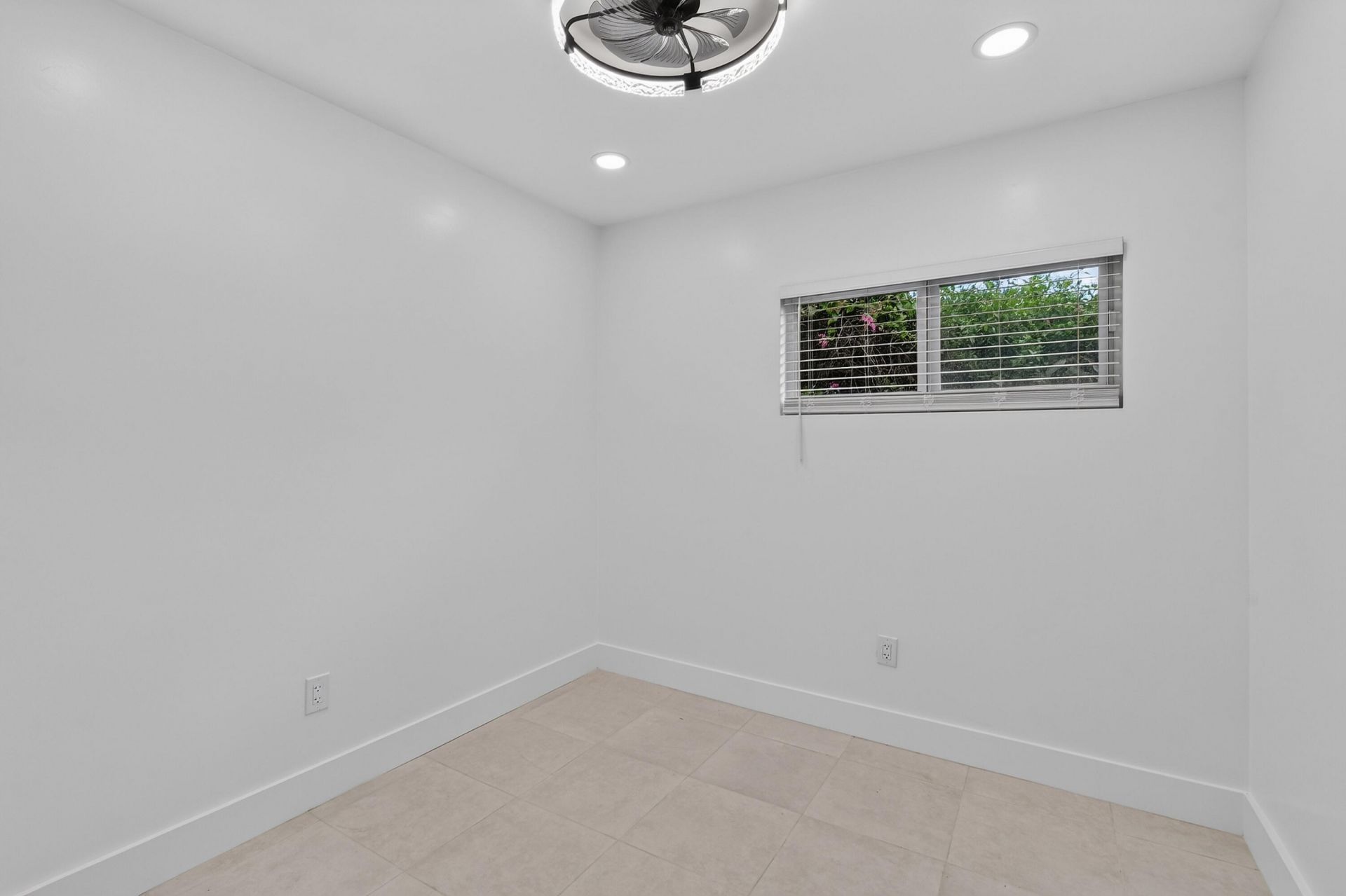 500 54th Street, West Palm Beach, FL 33407 Photo