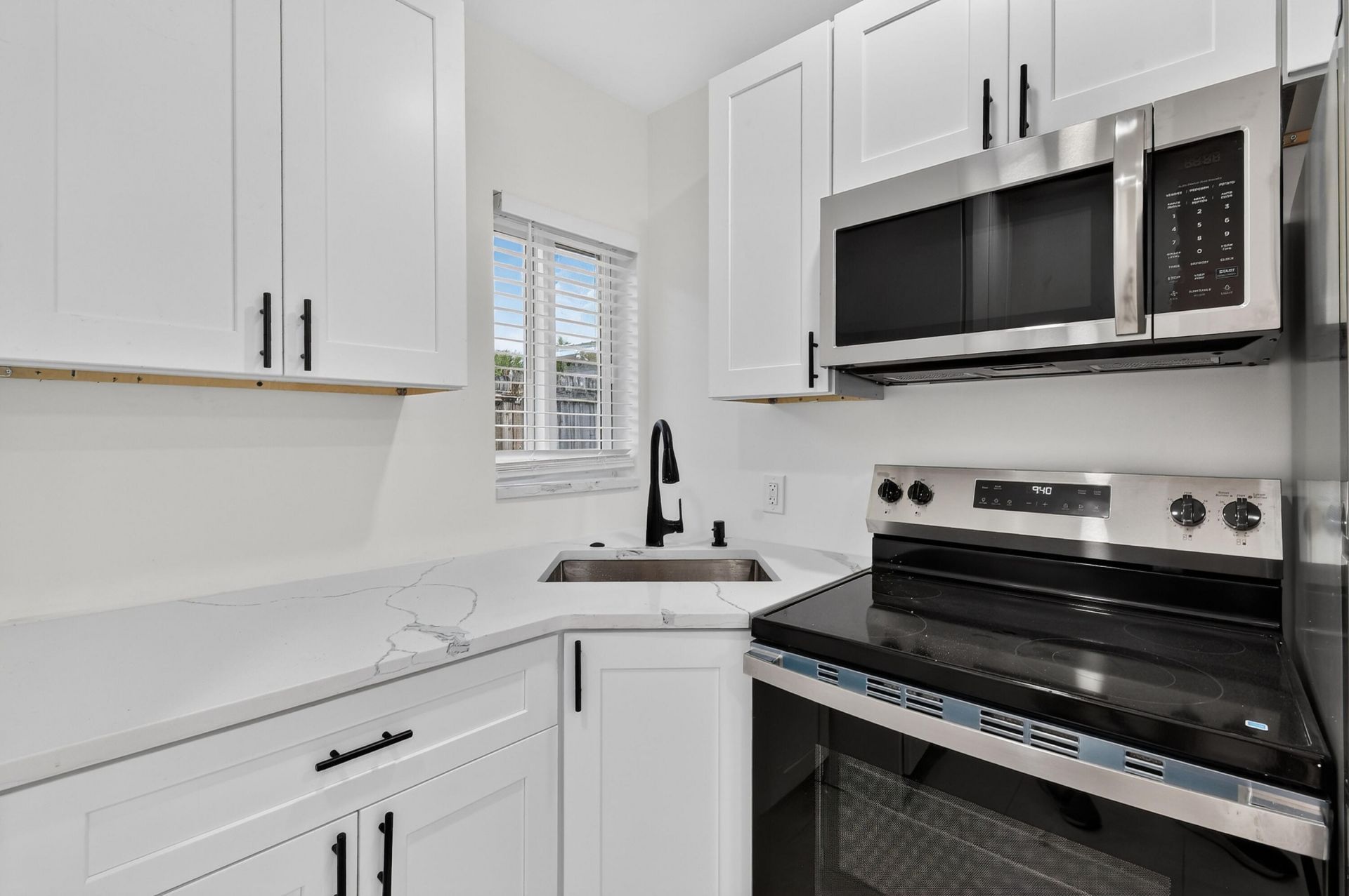 500 54th Street, West Palm Beach, FL 33407 Photo