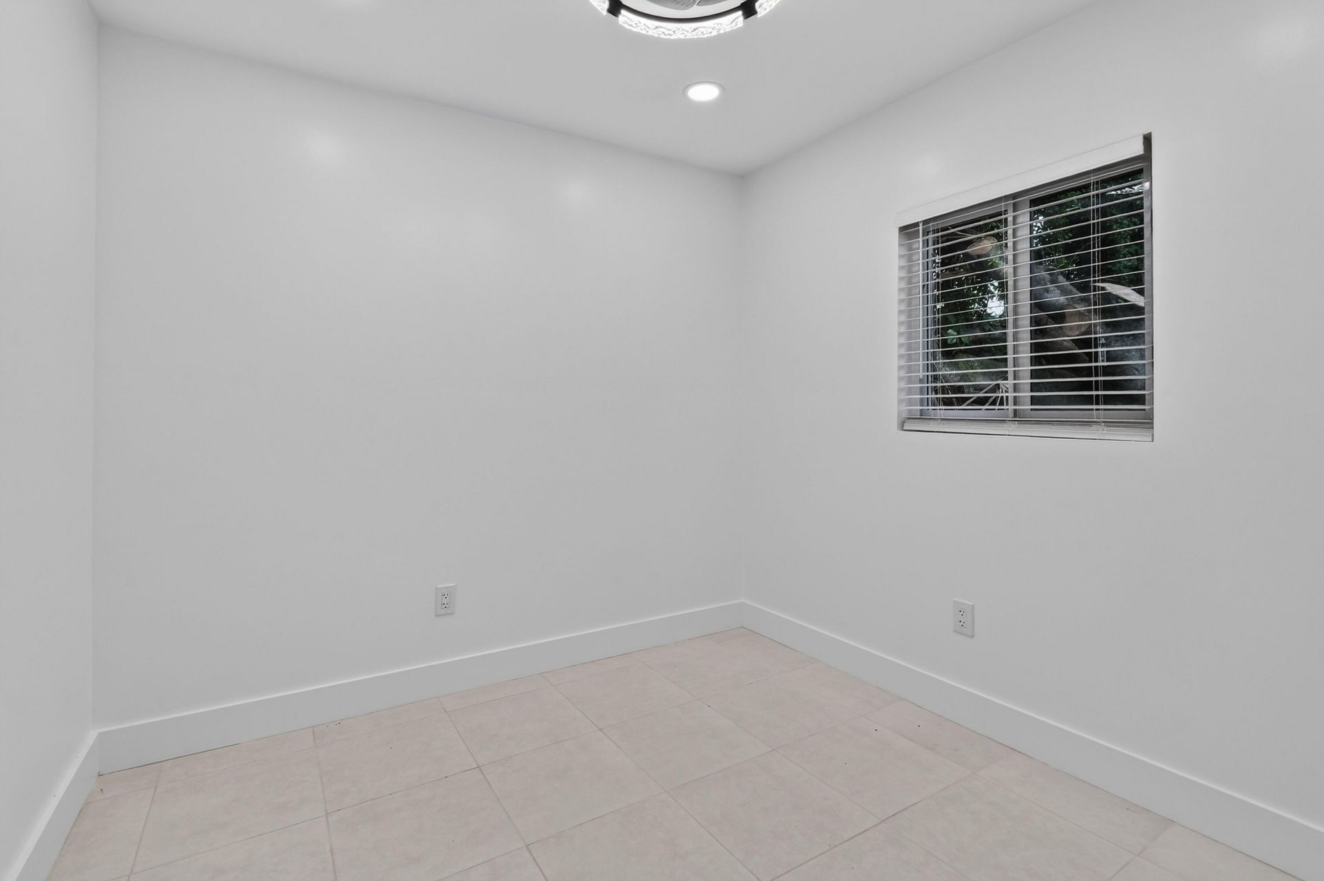 500 54th Street, West Palm Beach, FL 33407 Photo