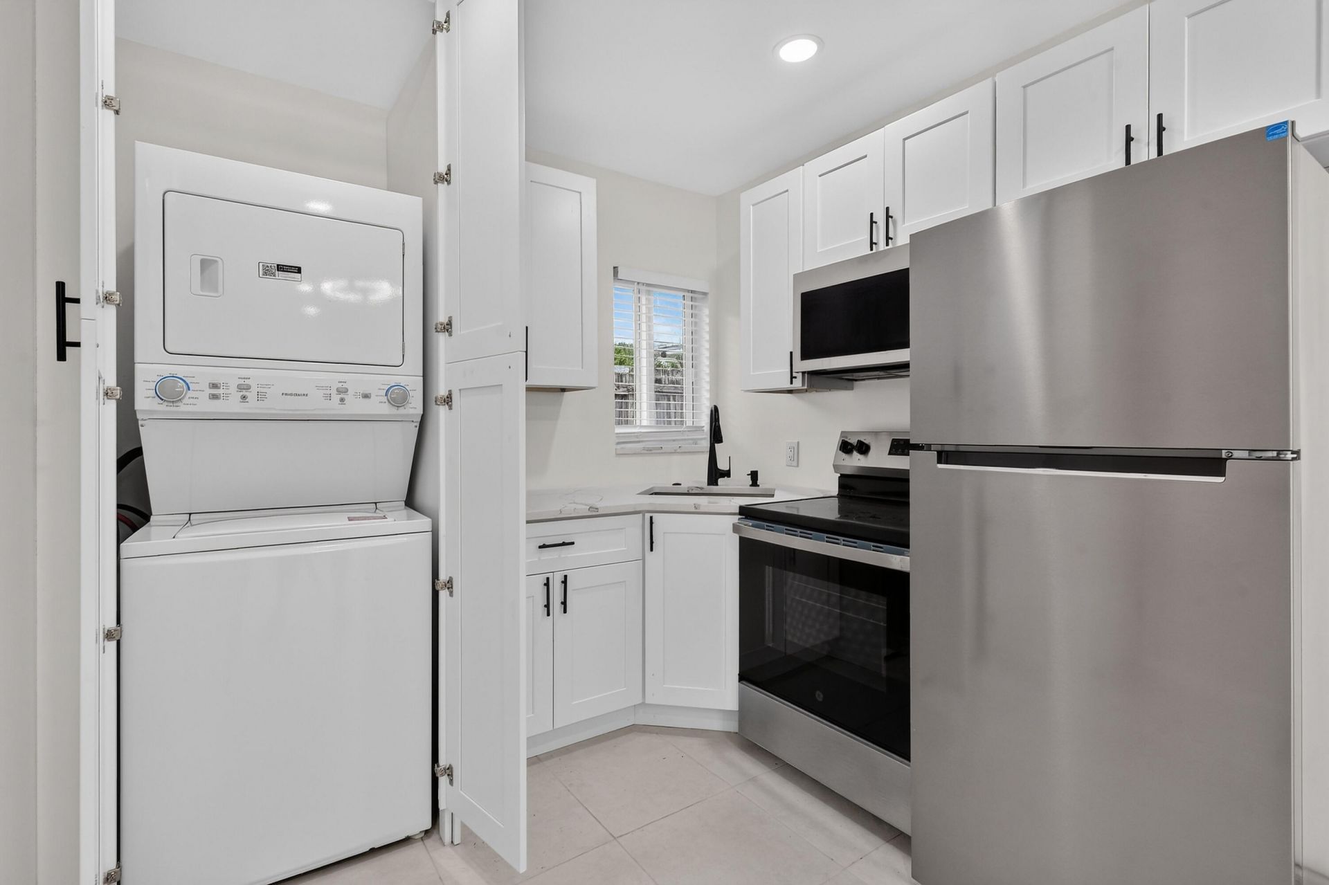 500 54th Street, West Palm Beach, FL 33407 Photo
