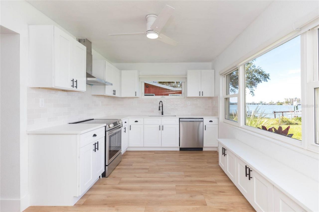 7160 S S, Shore Dr Drive, South Pasadena, FL 33707 Photo