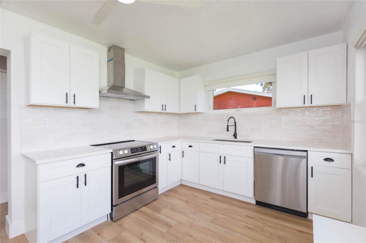 7160 S S, Shore Dr Drive, South Pasadena, FL 33707 Photo