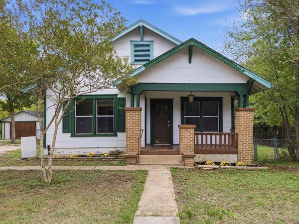508 Sloan ST, Taylor, TX 76574