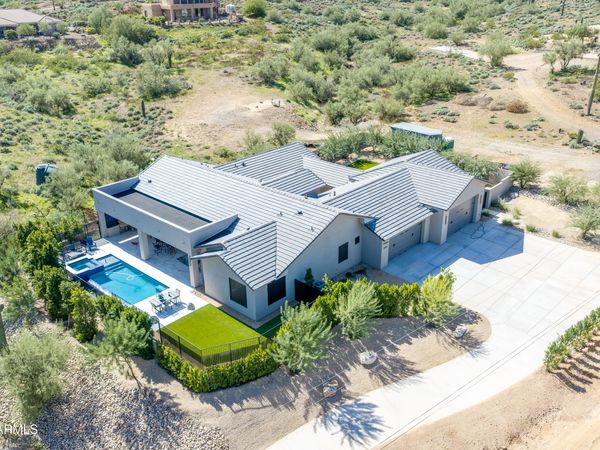 33620 N 7TH Street, Phoenix, AZ 85085