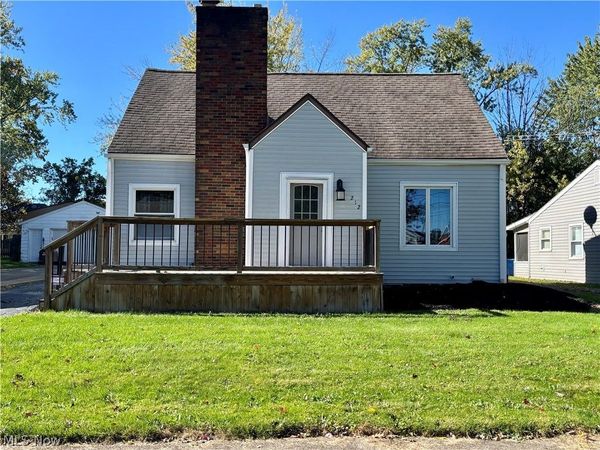 212 Ohio Avenue, Niles, OH 44446