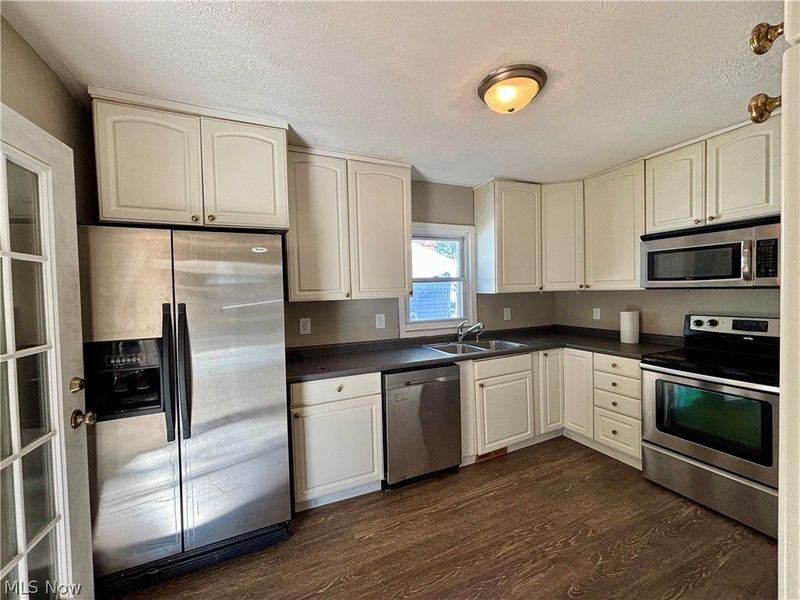 212 Ohio Avenue, Niles, OH 44446 Photo 9