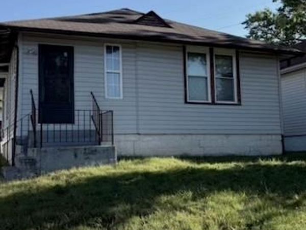 8109 Allen Avenue , St Louis, MO 63114