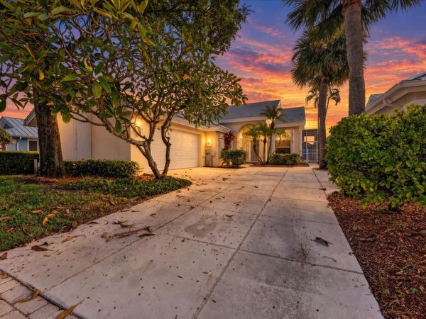 1520 WILDERNESS Road, West Palm Beach, FL 33409