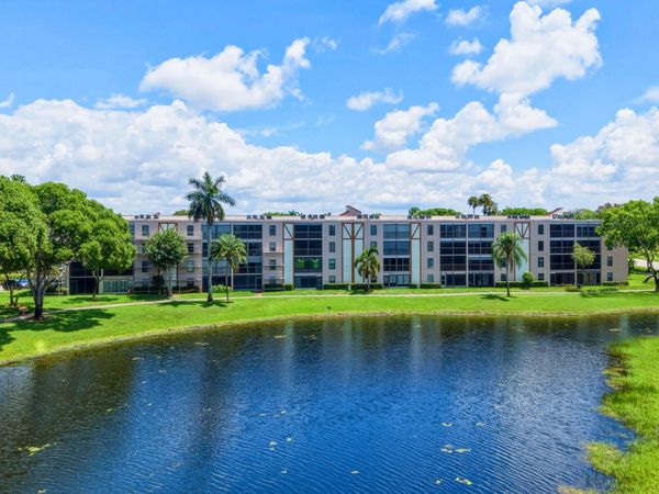 7280 Amberly Lane, Unit 201, Delray Beach, FL 33446