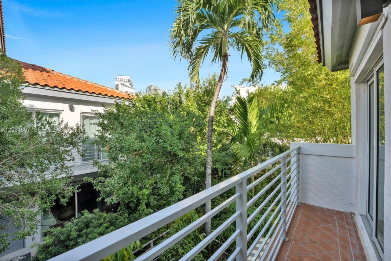 208 Jefferson Ave , Unit 101, Miami Beach, FL 33139 Photo