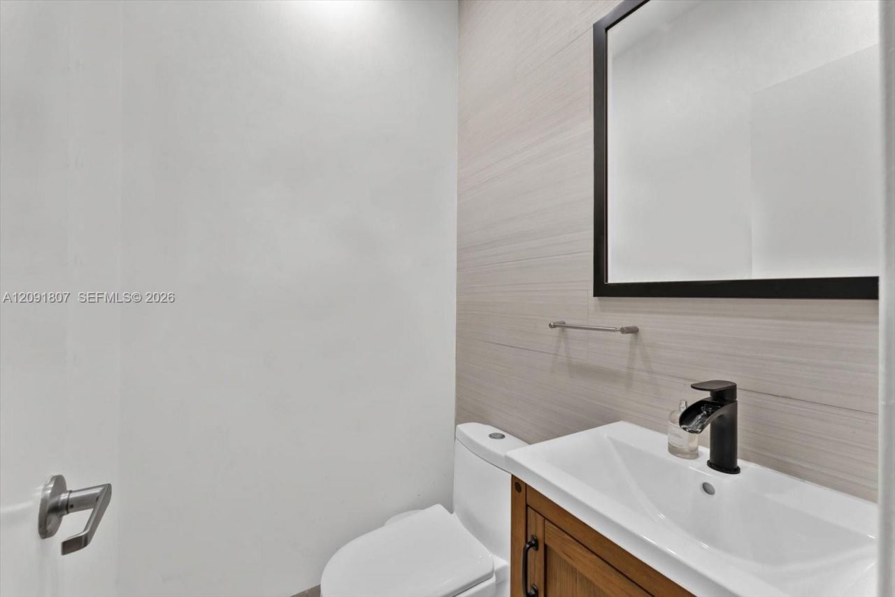 208 Jefferson Ave , Unit 101, Miami Beach, FL 33139 Photo