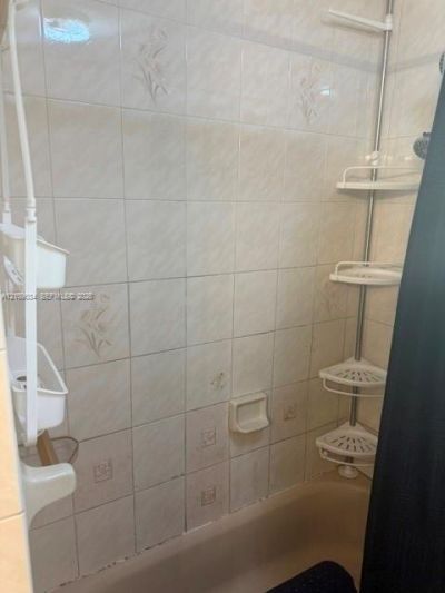683 E 19th St , Hialeah, FL 33013 Photo