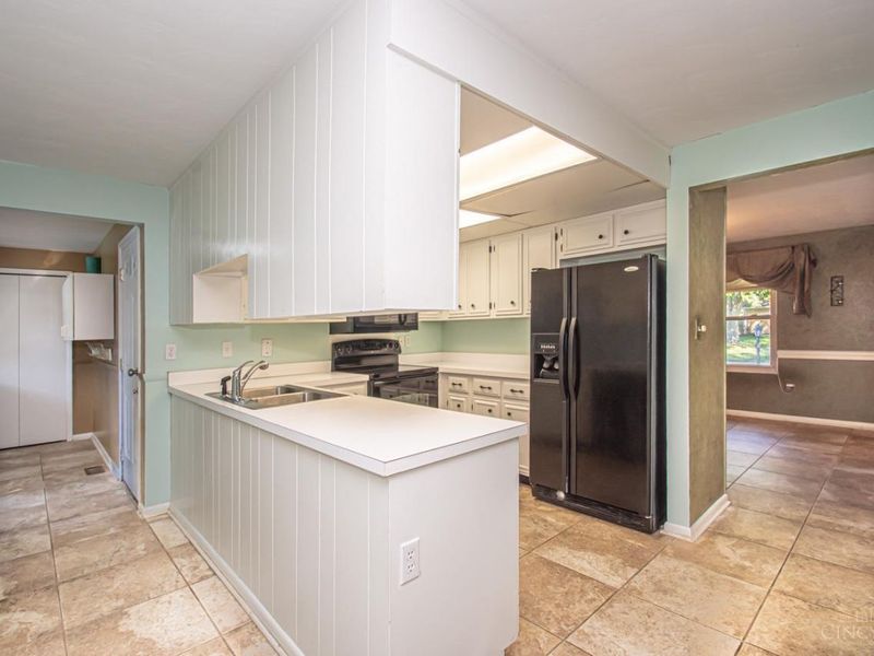1200 Heathshire Drive, Centerville, OH 45459 Photo 10