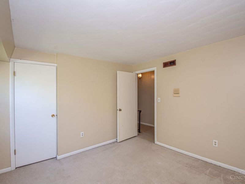 1200 Heathshire Drive, Centerville, OH 45459 Photo 27
