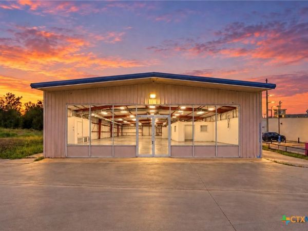 118 US Highway 90a , Gonzales, TX 78629