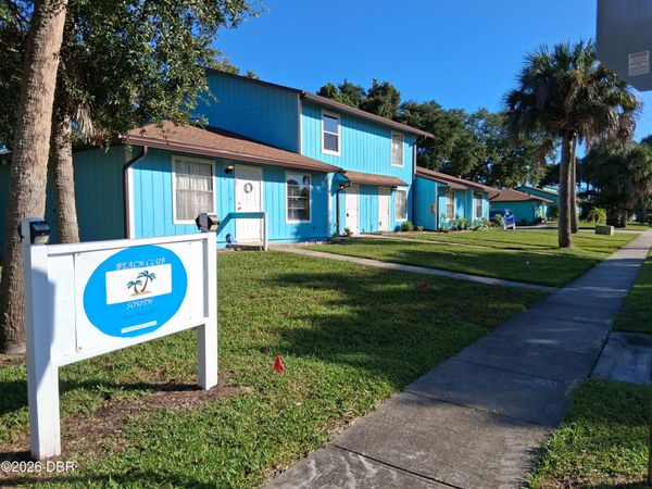 92 Fremont Avenue, Unit 102, Daytona Beach, FL 32114