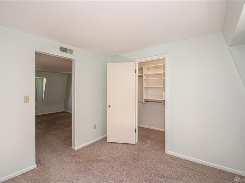 1200 Heathshire Drive, Centerville, OH 45459 Photo 23