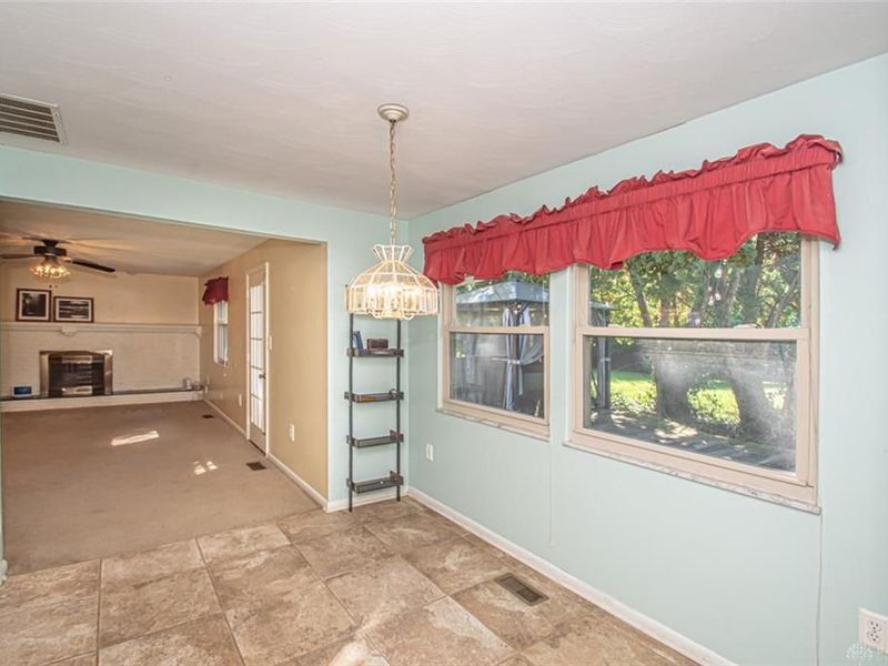 1200 Heathshire Drive, Centerville, OH 45459 Photo 7