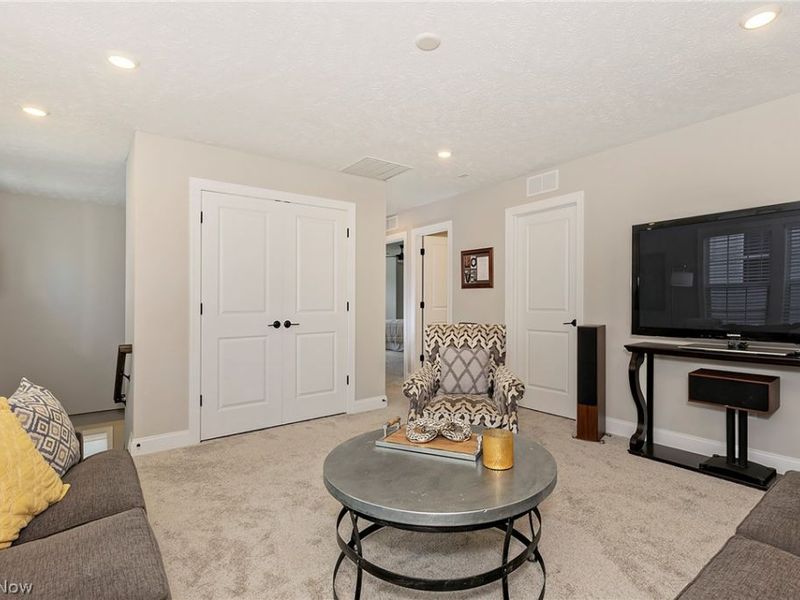 118 Lake Balaton Drive, Orange, OH 44128 Photo 23