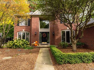 4118 Arcadia Drive, Auburn Hills, Mi 48326