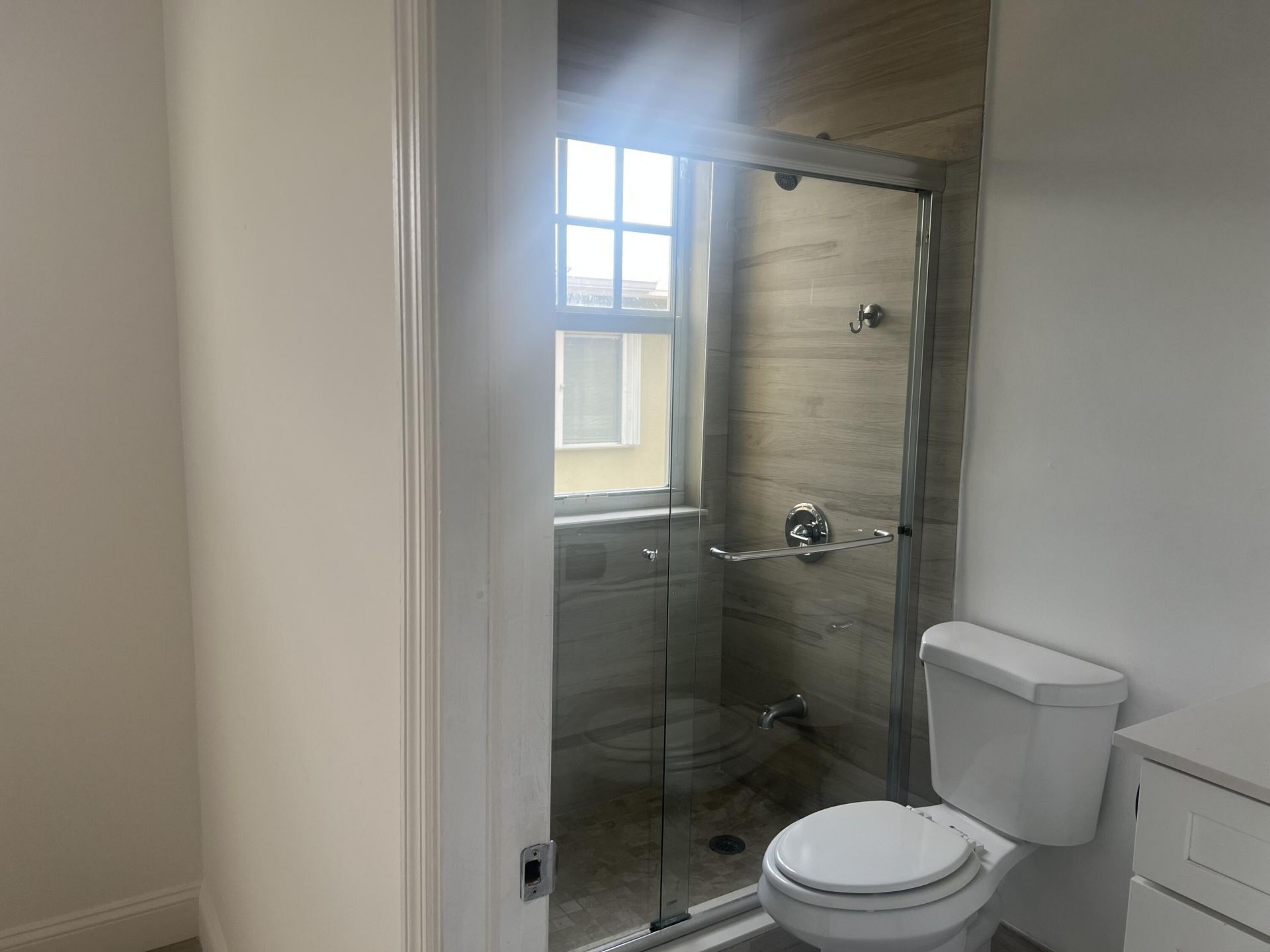 407 S Lakeside Drive, Unit F, Lake Worth Beach, FL 33460 Photo