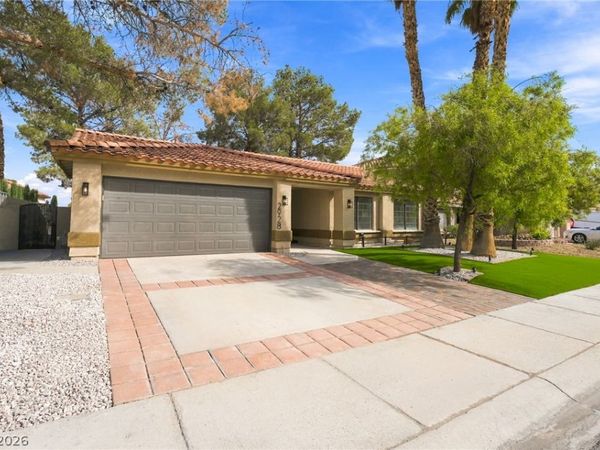 2928 Pleasant Lake Drive , Las Vegas, NV 89117
