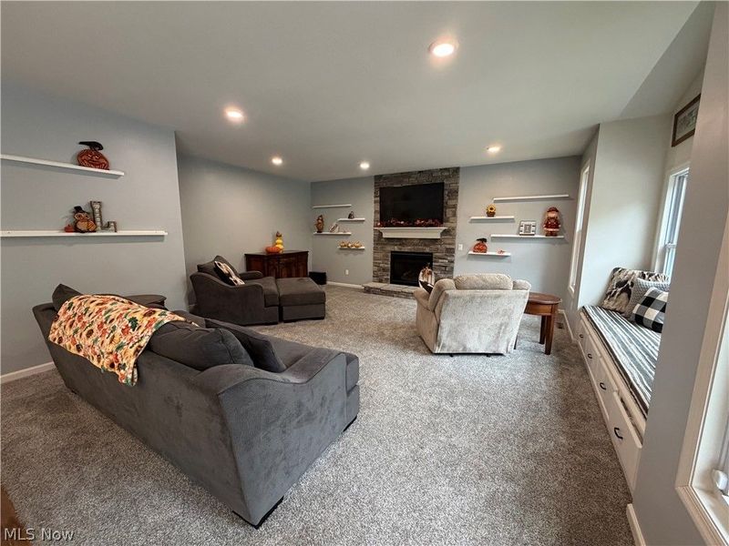 3493 Timber Point Boulevard, Hubbard, OH 44425 Photo 12