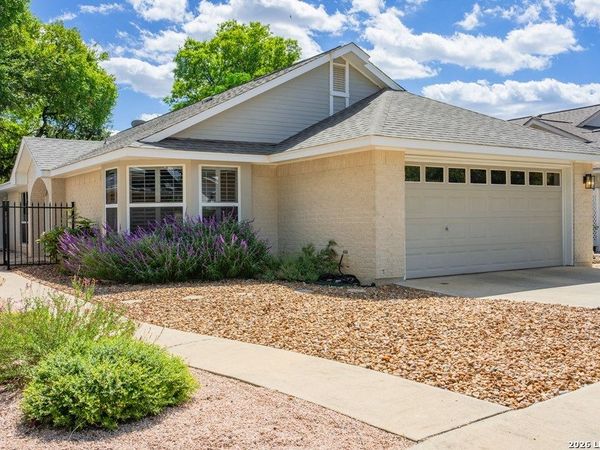 127 TERRACE LN, Kerrville, TX 78028