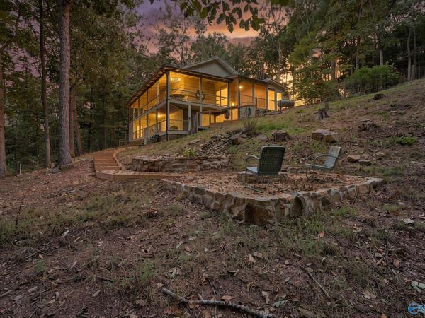 1076 County Road 81, Fort Payne, AL 35967