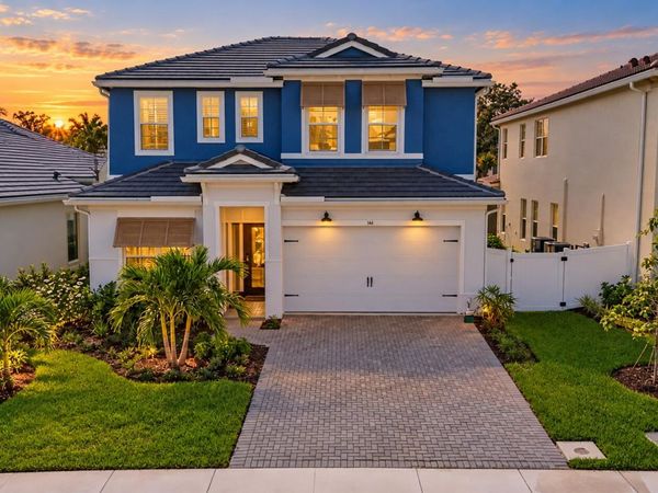 146 Parkside Way, Royal Palm Beach, FL 33414