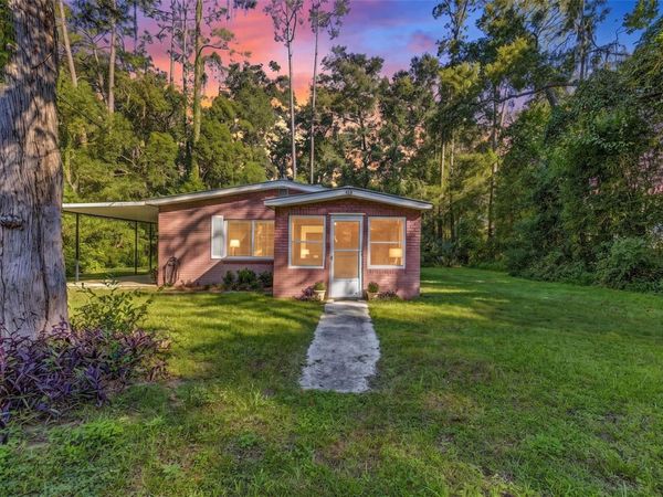 424 SE 1ST PLACE , WILLISTON, FL 32696