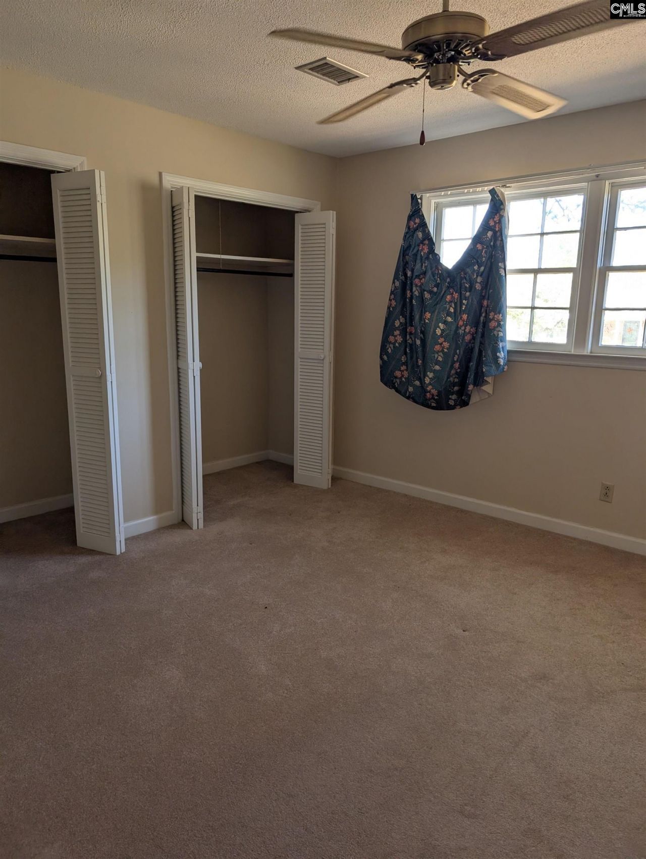 112 Hickory Lane Photo 12