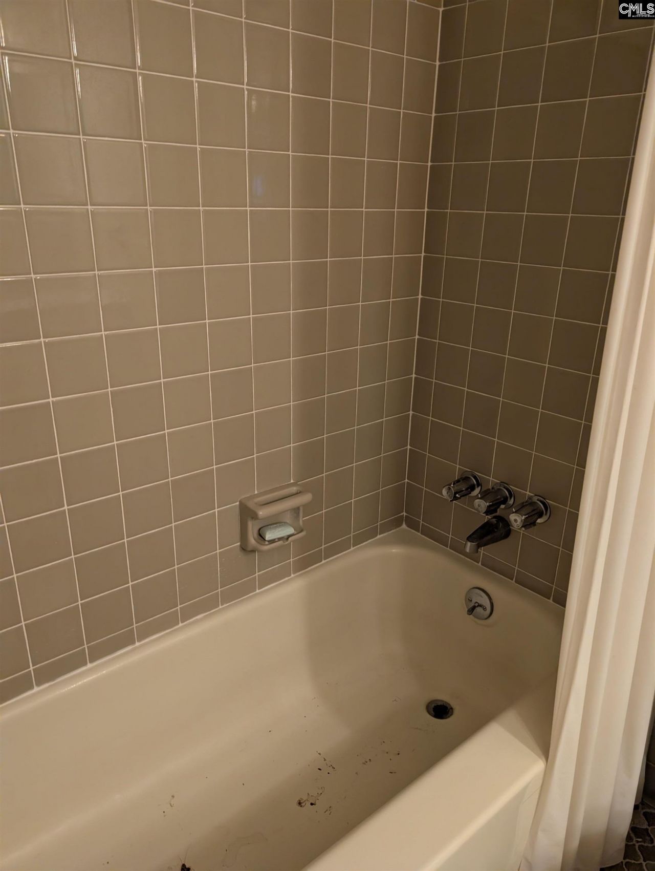 112 Hickory Lane Photo 17