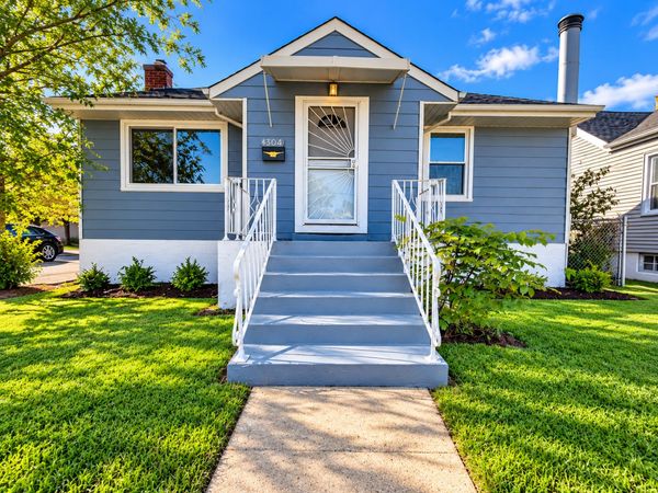 1304 Freeland Avenue , Calumet City, IL 60409
