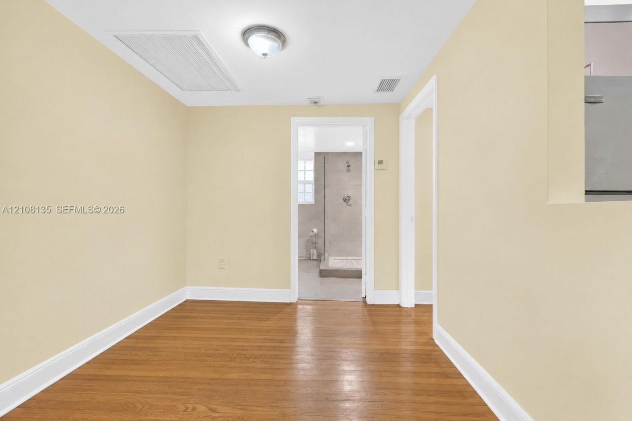 1219 Meridian Ave, Unit 2, Miami Beach, FL 33139 Photo