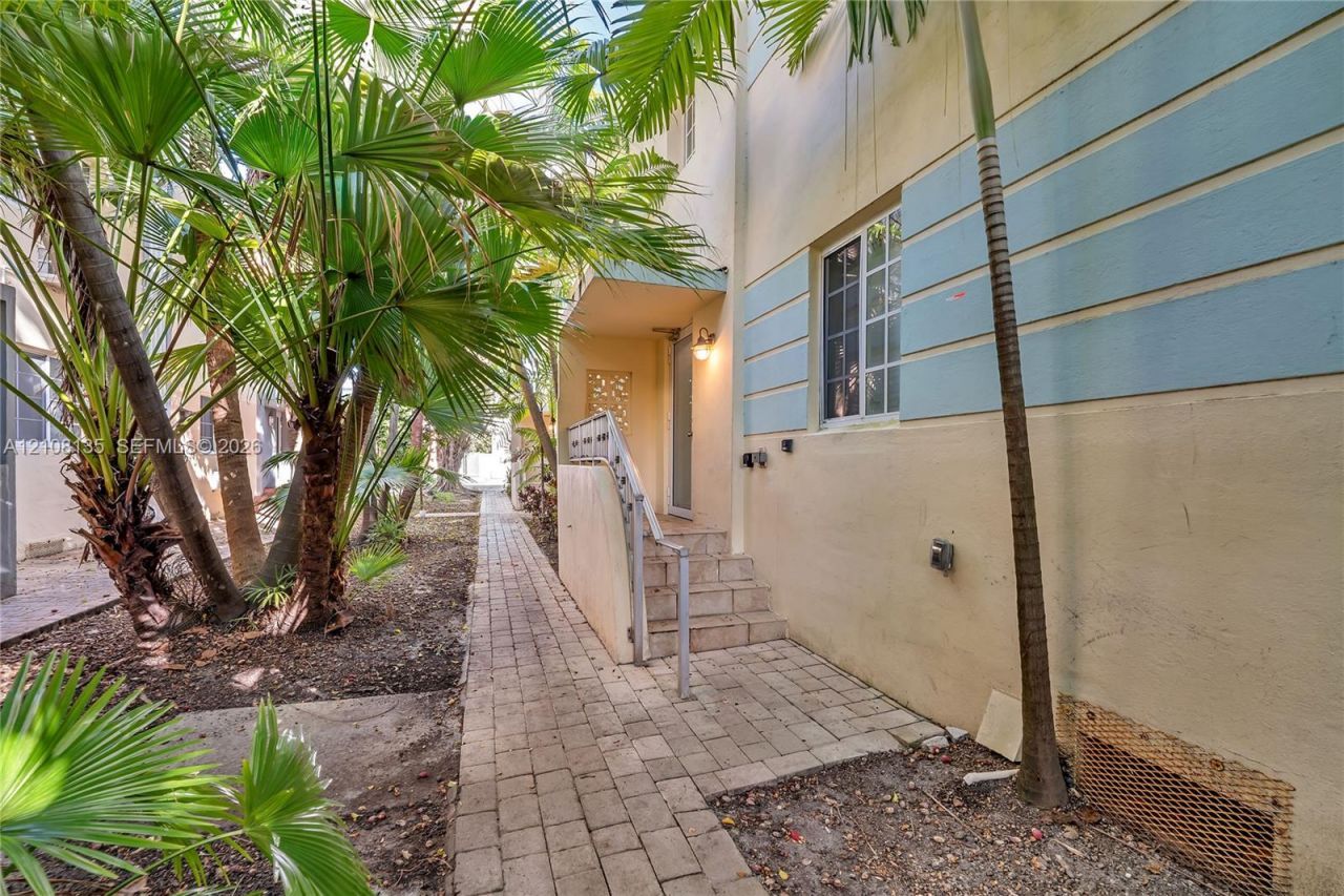 1219 Meridian Ave, Unit 2, Miami Beach, FL 33139 Photo