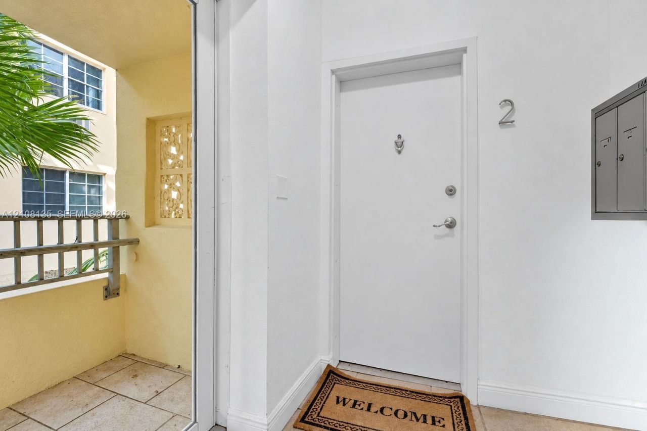1219 Meridian Ave, Unit 2, Miami Beach, FL 33139 Photo