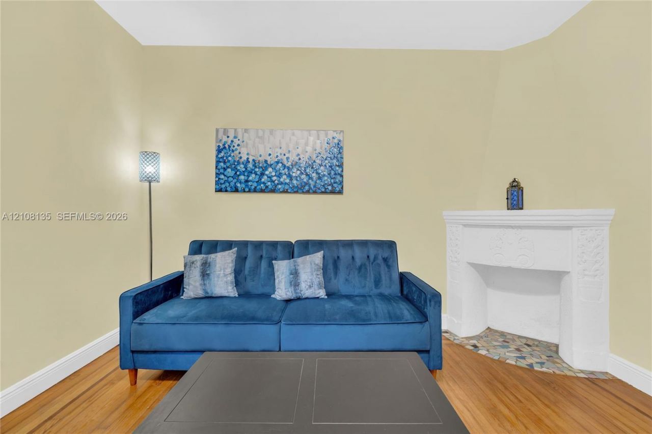 1219 Meridian Ave, Unit 2, Miami Beach, FL 33139 Photo