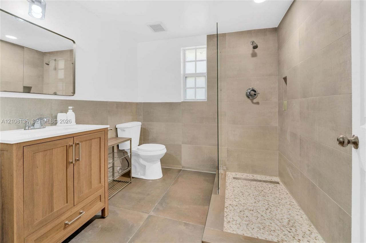 1219 Meridian Ave, Unit 2, Miami Beach, FL 33139 Photo