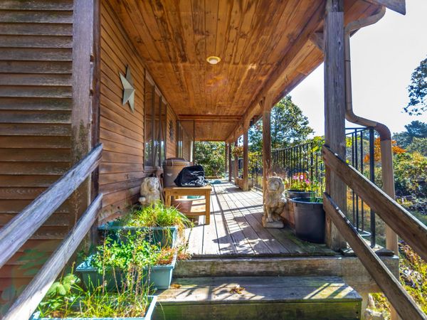 31 Quashnet Road, Mashpee, MA 02649