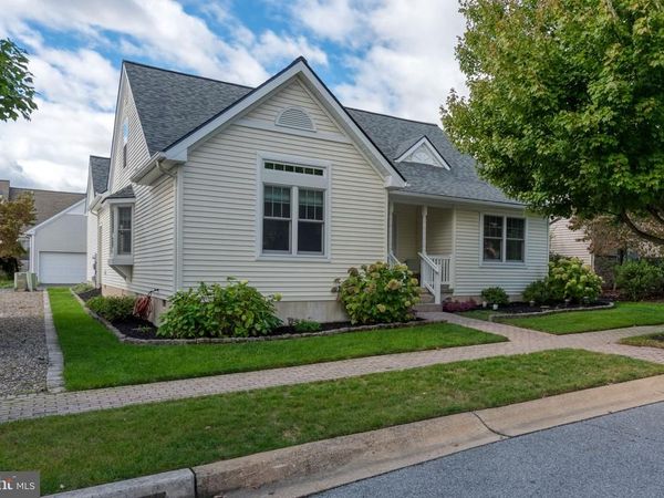 1008 OLYMPIA STREET, LITITZ, PA 17543